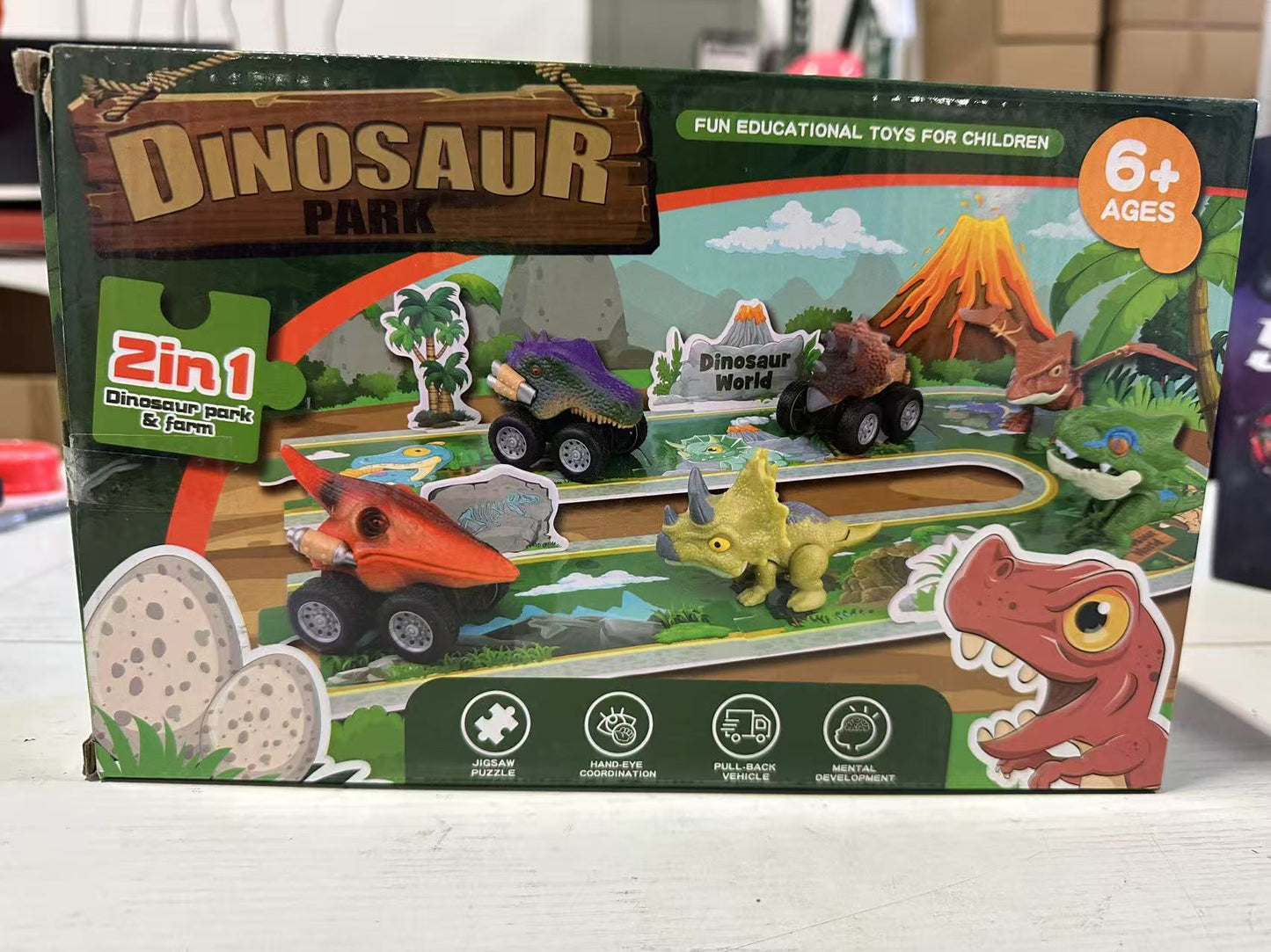 Dinosaur Park 2-in-1 Park and Farm Dinosaur World (Ages 6+)